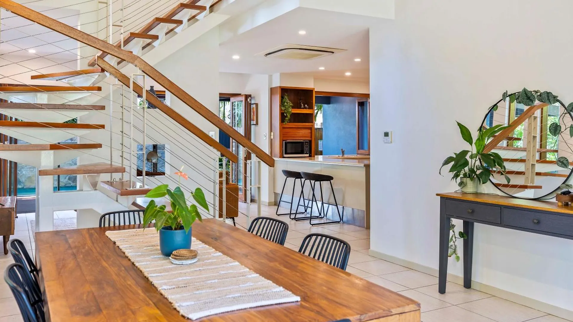The Savannah Villa Port Douglas Avustralya